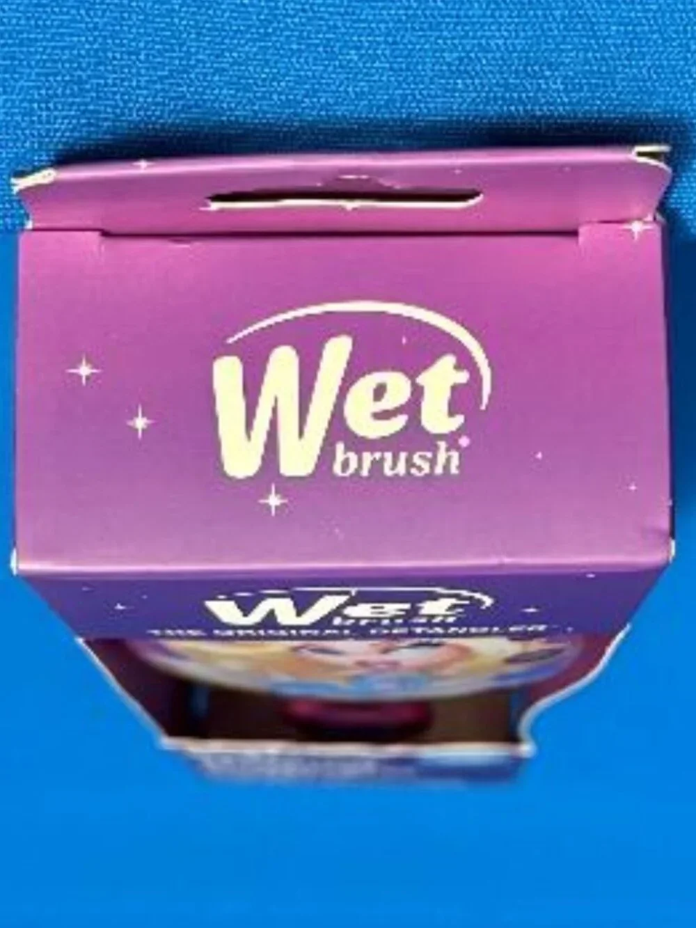 NEW BRATZ CLOE ORIGINAL DETANGLER WET BRUSH 2 WING BOBBY PINS 55% LESS BREAKAGE